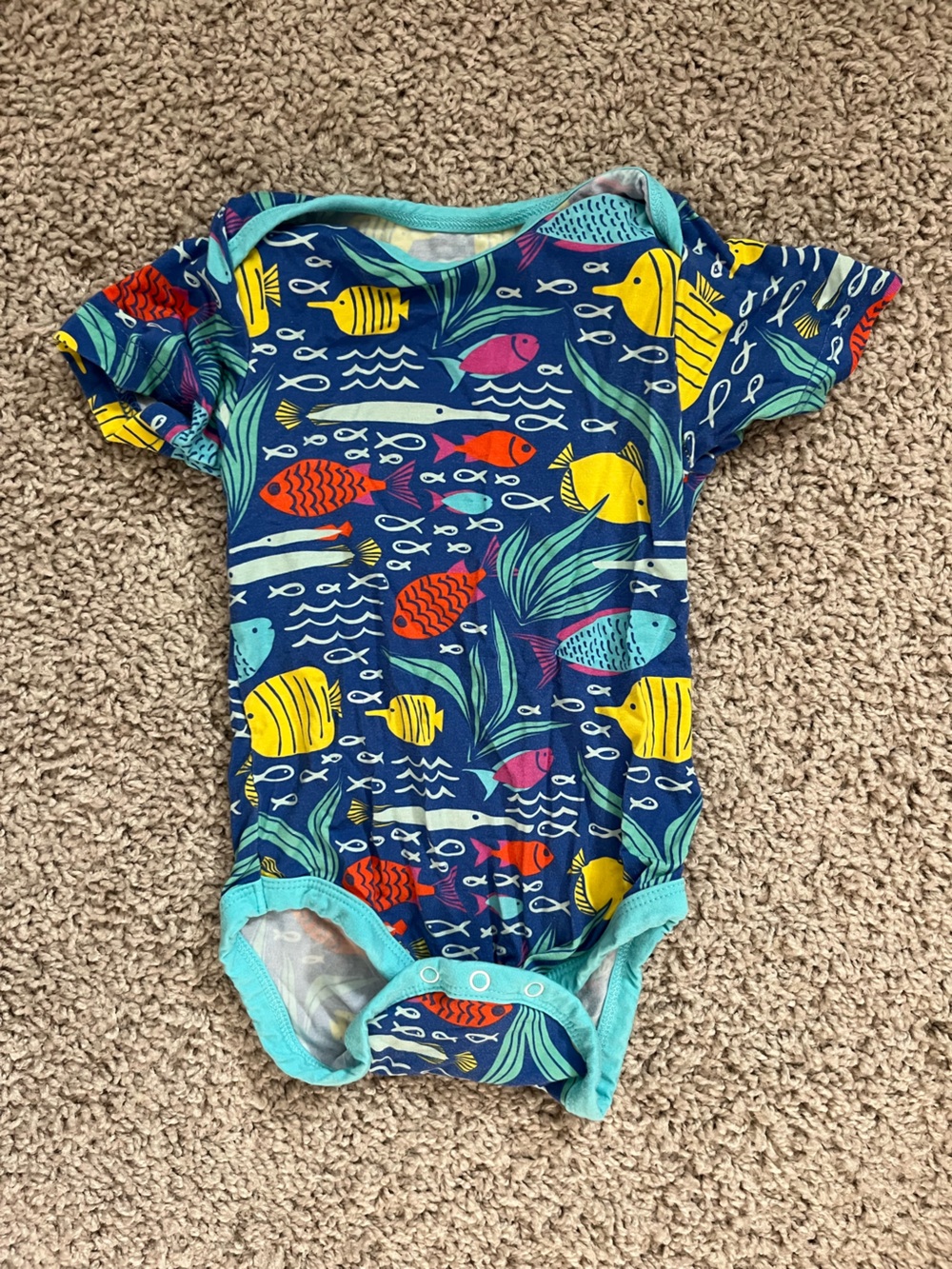 Cocomoon Hawaii Blue Fish-Print Baby Bodysuit with Fun Ocean Motif